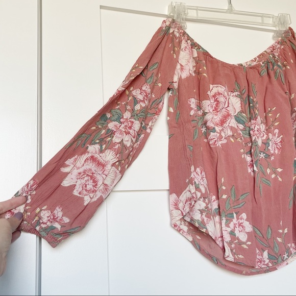 Billabong Mi Amore Ash Rose Off-Shoulder Top - Picture 5 of 7